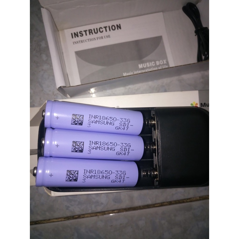 Loa nghe nhạc Bkk K58 tặng kèm 3 bin samsun 18650