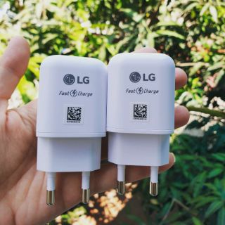 Cốc sạc nhanh theo máy LG V50.