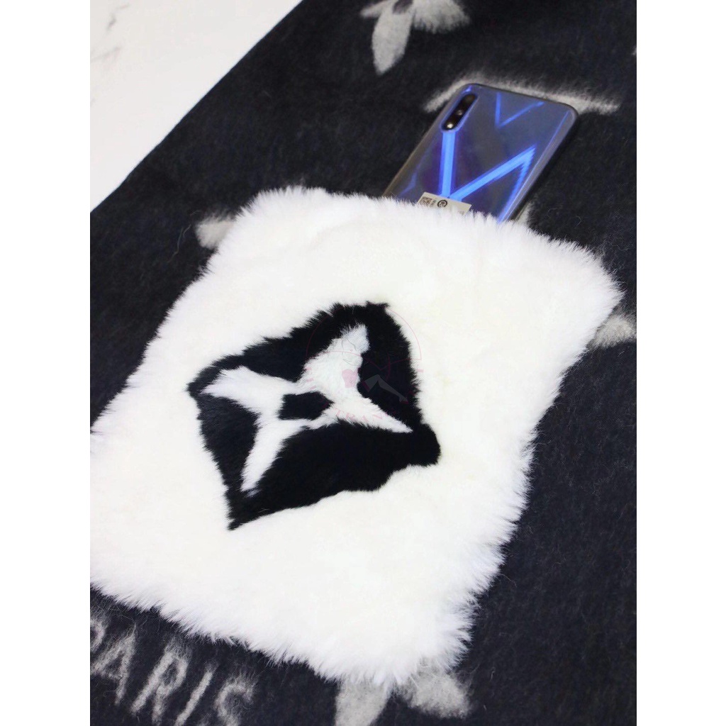 Khăn Choàng Dạ Lông Cừu Có Túi Cao Cấp