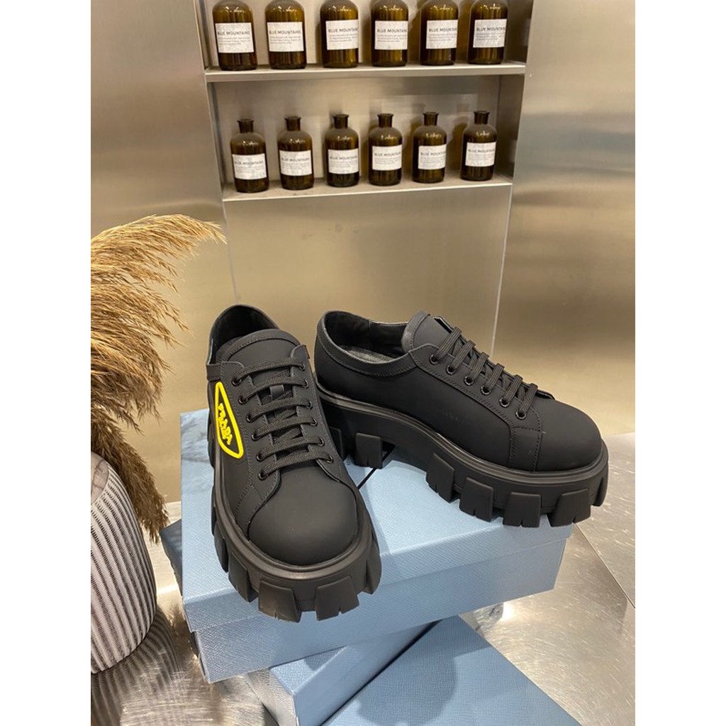 Giày nữ Prada size 35-39 ( 34, 40, 41 đặt)