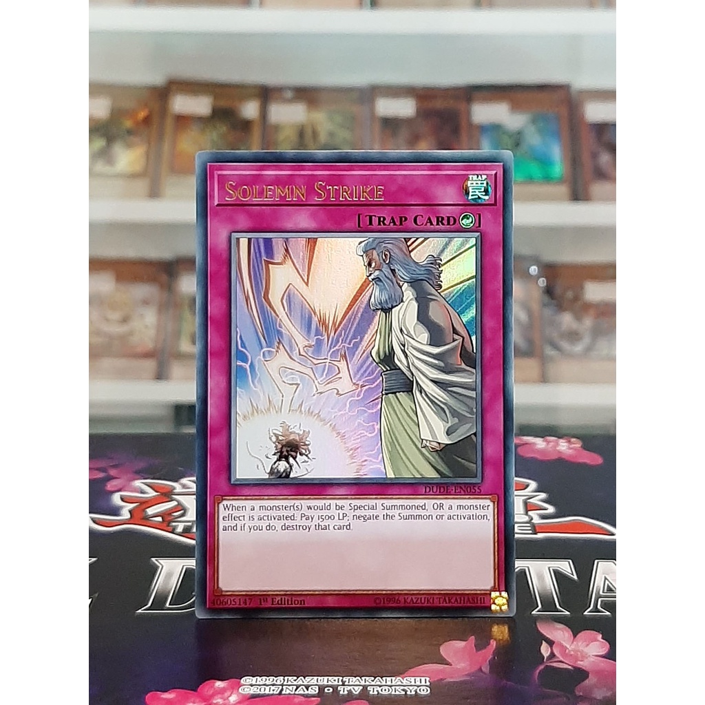 Thẻ Bài YugiOh! Mã DUDE-EN055 - Solemn Strike - Ultra Rare - 1st Edition