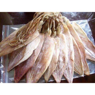 Combo 1,3kg mực câu vân đồn . từ 10-15con/kg . bao ngon bao ngọt :) nhà e vẫn còn nhiều loại lắm nhé :) ghé thăm đi ak