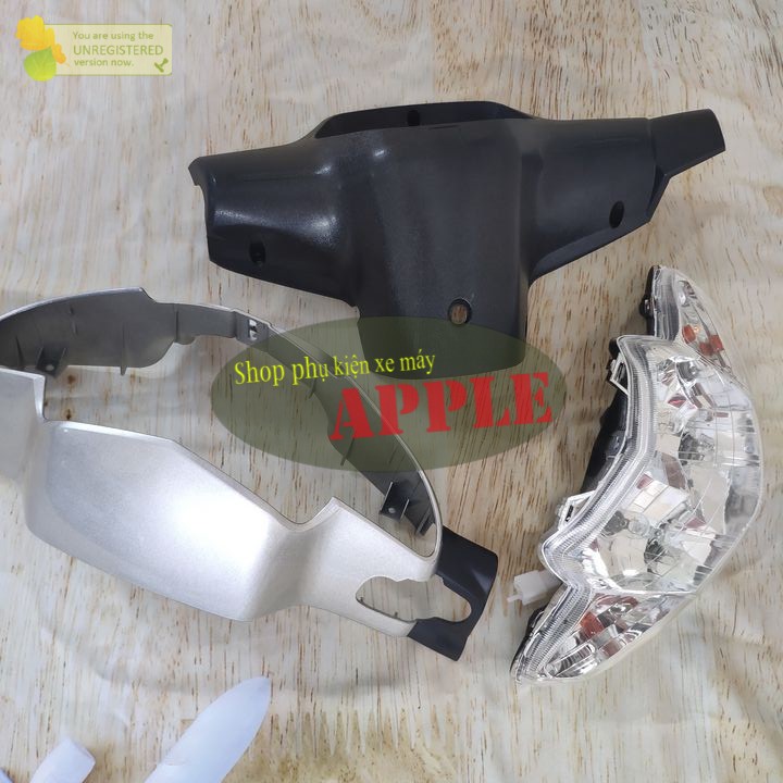 Bộ ốp đầu đèn gắn xe Wave Thái, Wave Anpha, Wave ZX Loại 2 bóng gồm 3món: ốp đầu, gáy đen, pha đèn kèm bóng