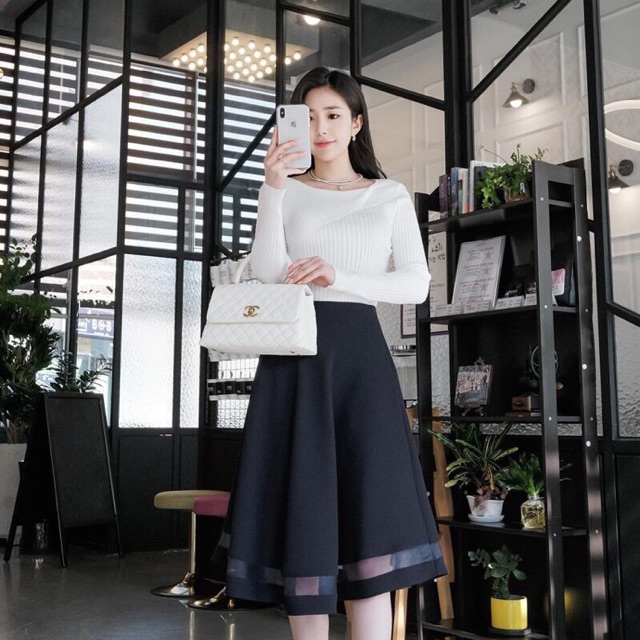 Chân váy xoè phối lưới