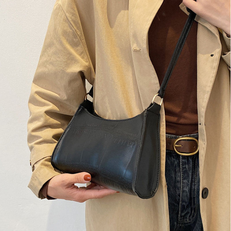 Túi xách vải da đeo chéo cá tính sành điệu dành cho phái nữ