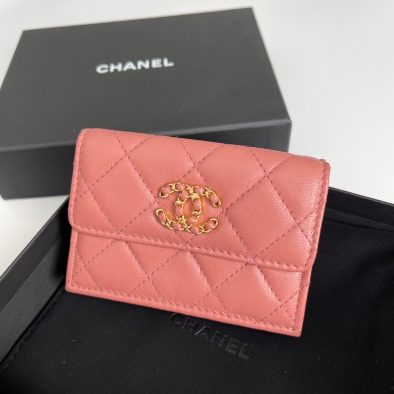 Ví gập 3 Chanel C19