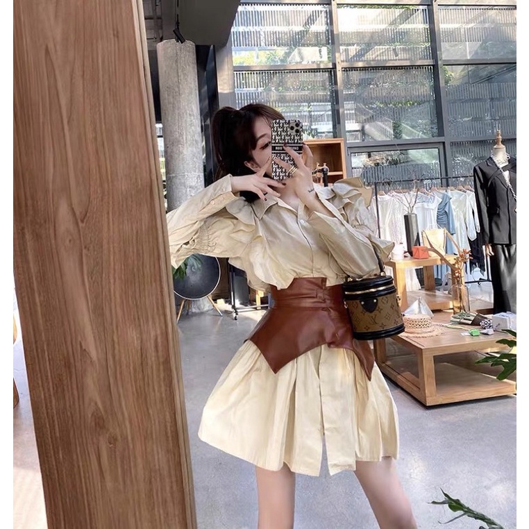 Set Go Moon Young áo sơmi form dài+ thắt lưng da hot trong phim “It’s okay to not be okay”