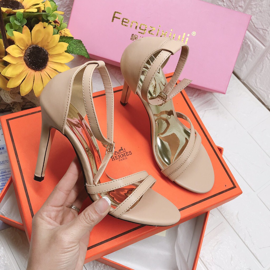 Sandal 2 quai mảnh chéo bít gót - 7P