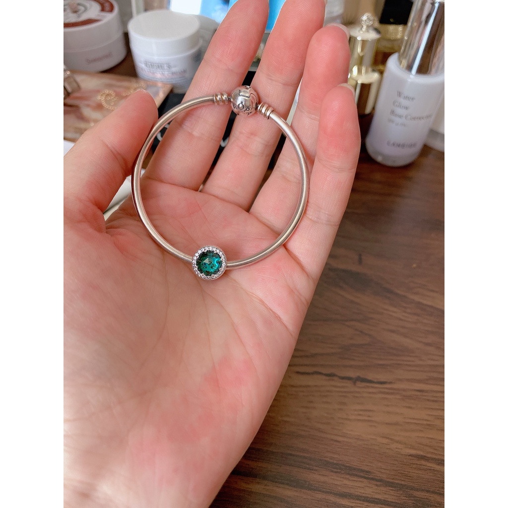 Màu xanh lá cây sáng bóng quyến rũ trái tim cho hạt đeo tay