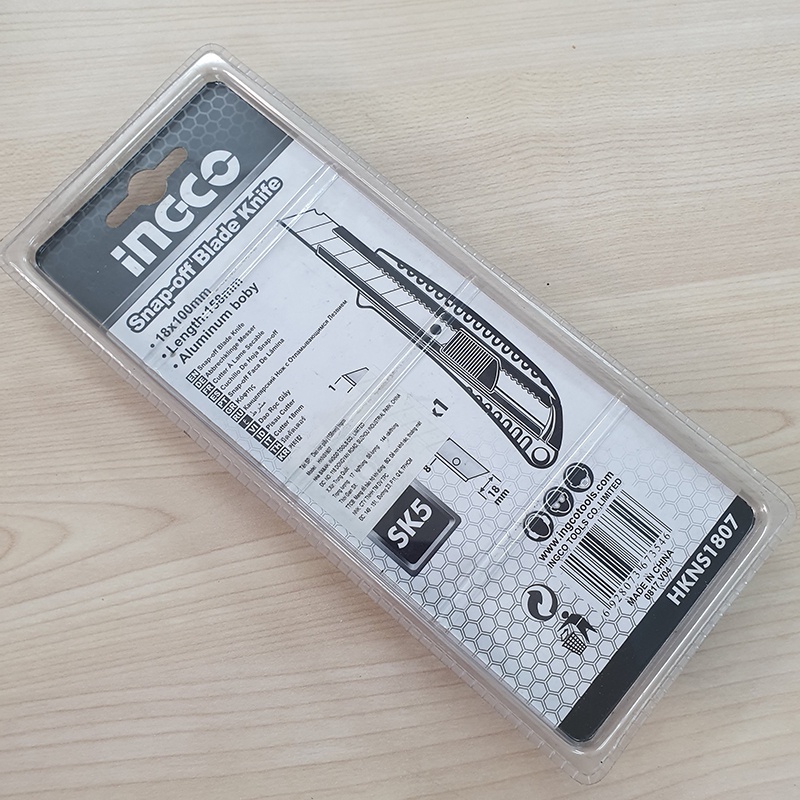Dao rọc giấy thân nhôm siêu bền INGCO HKNS1807 61mm