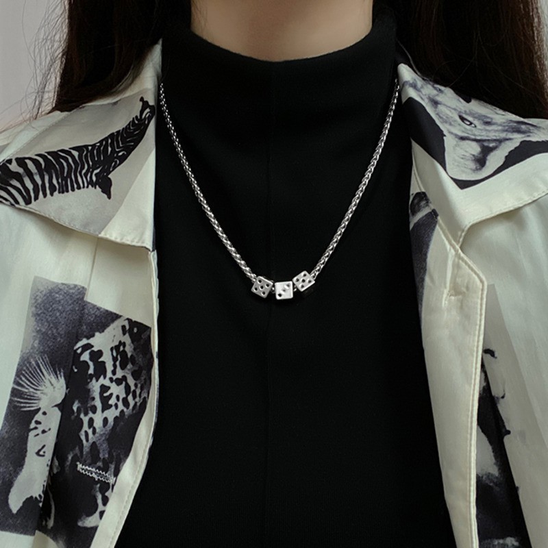 Dây Chuyền Mặt Hình Xúc Xắc Thời Trang Cá Tính Độc Đáo Phong Cách Hip-Hop
