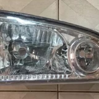 Đèn pha Daihatsu Citivan
