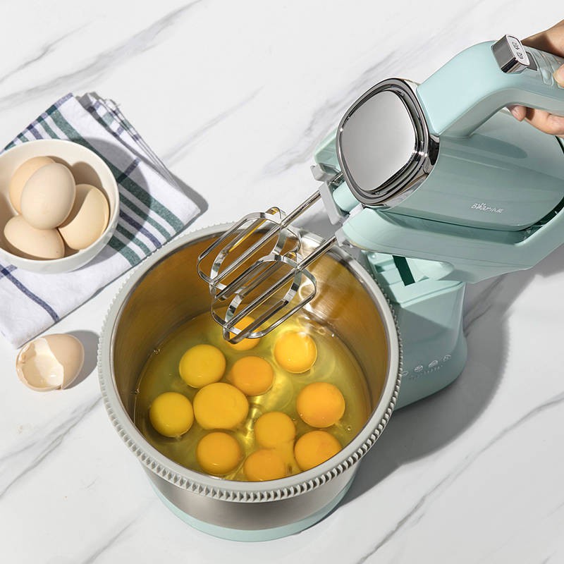 máy đánh◊◄✾Bear Electric Whisk Hộ gia đình Công suất cao Máy đánh trứng nhỏ để bàn trộn kem và mì hoàn toàn t ◦