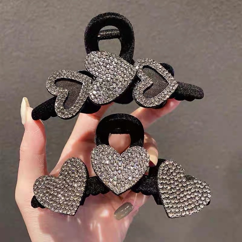 Cặp tóc nhung đính hạt sáng lấp lánh