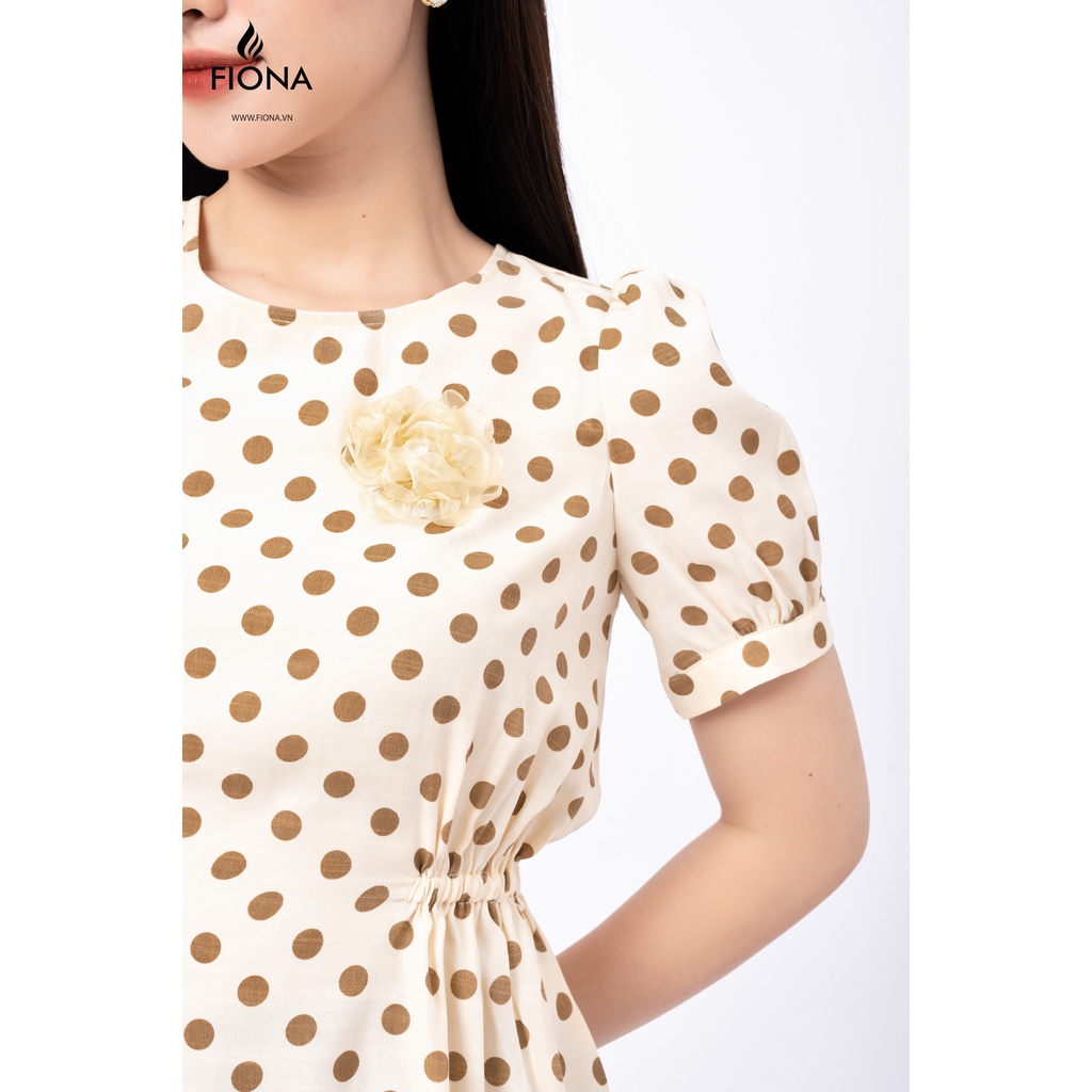 Áo Sơmi nữ cổ tròn chun 2 bên eo đính hoa trang trí FIONA F551226