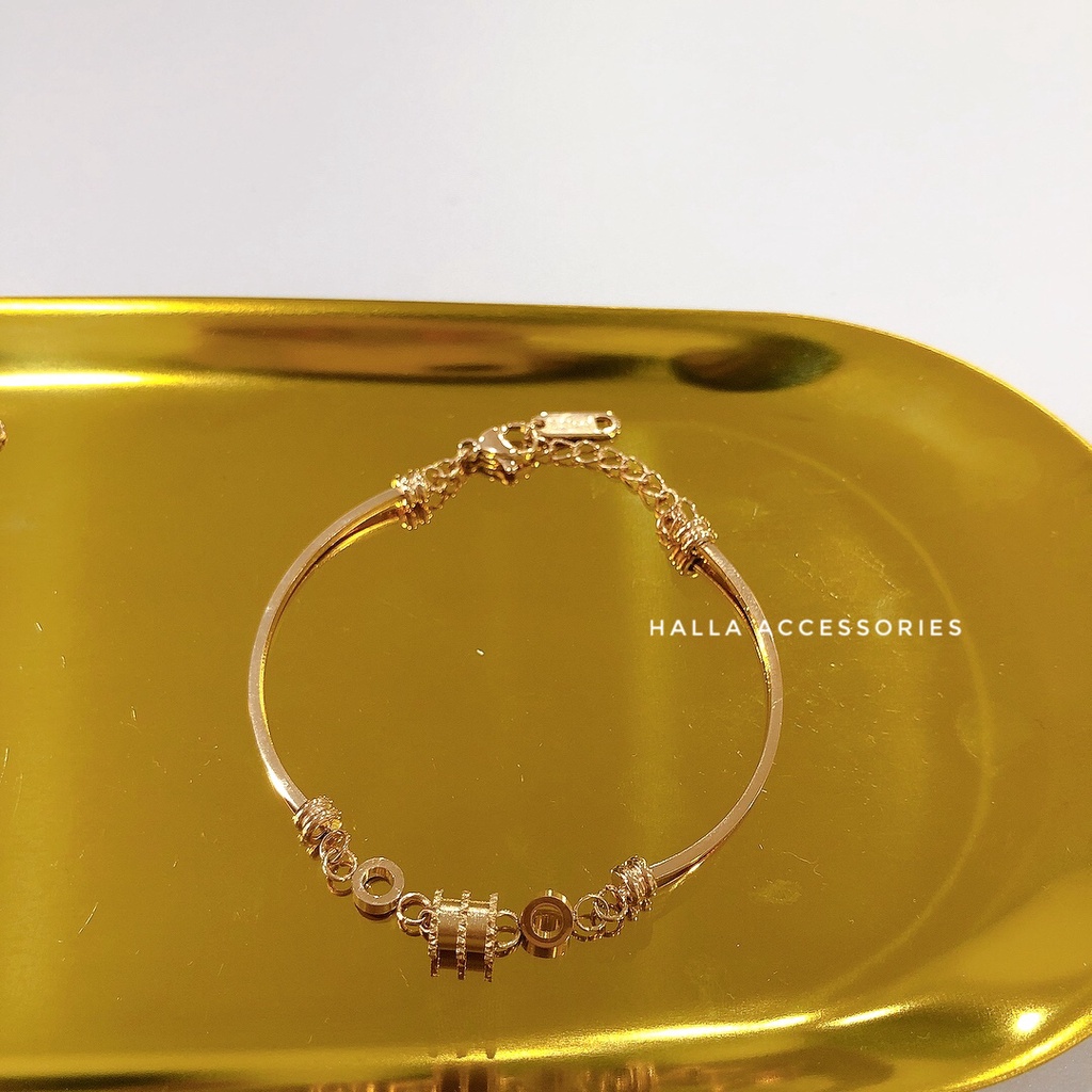 Vòng tay Lắc tay TITAN màu Rose Gold cao cấp mặt hình trụ  HALLA VT105