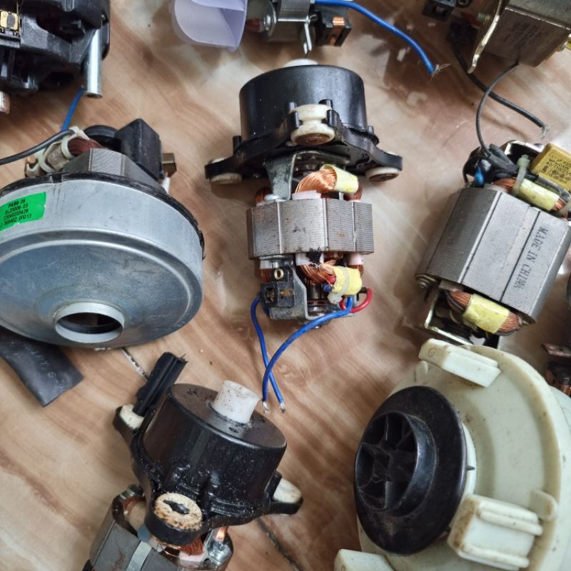 động cơ tháo máy các loại .sinh tố. động cơ.sấy tóc....