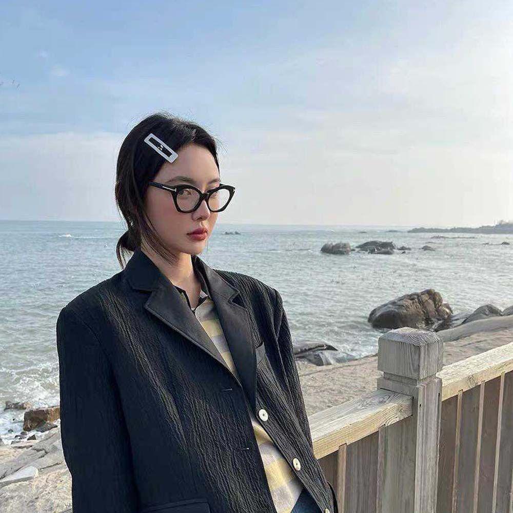 Kính Đọc Sách Gọng Nhựa Chống Ánh Sáng Xanh Phong Cách Retro Dành Cho Nam Nữ