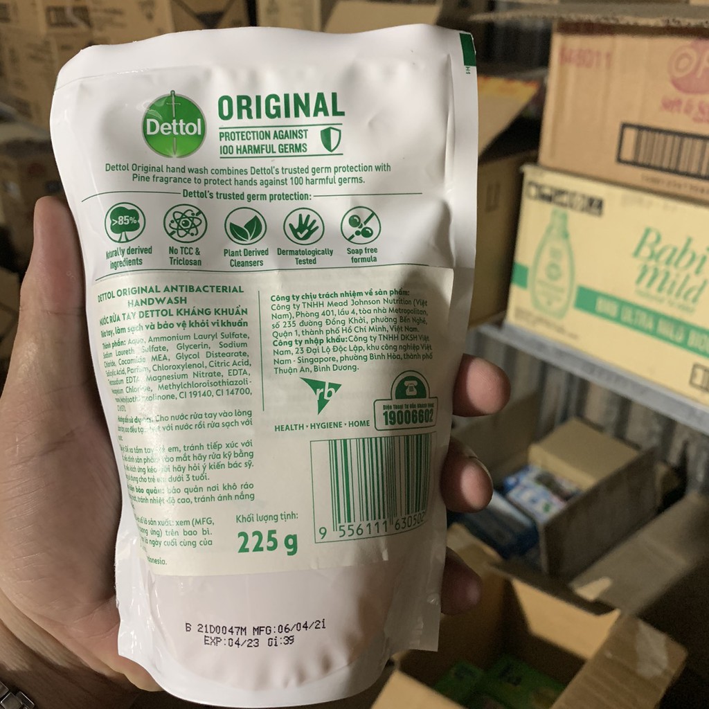 Nước rửa tay diệt khuẩn 99,9% vi khuẩn Dettol - Túi 225g