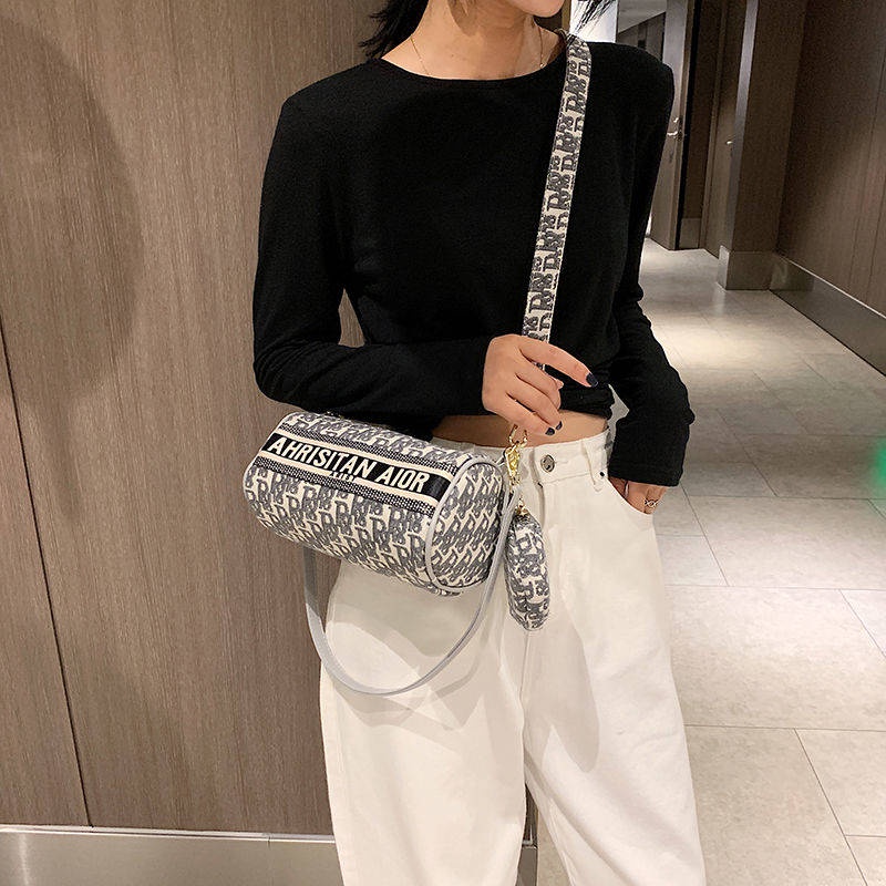 Túi Đeo Chéo Thiết Kế Mới Cao Cấp Thời Trang Dành Cho Mùa Hè