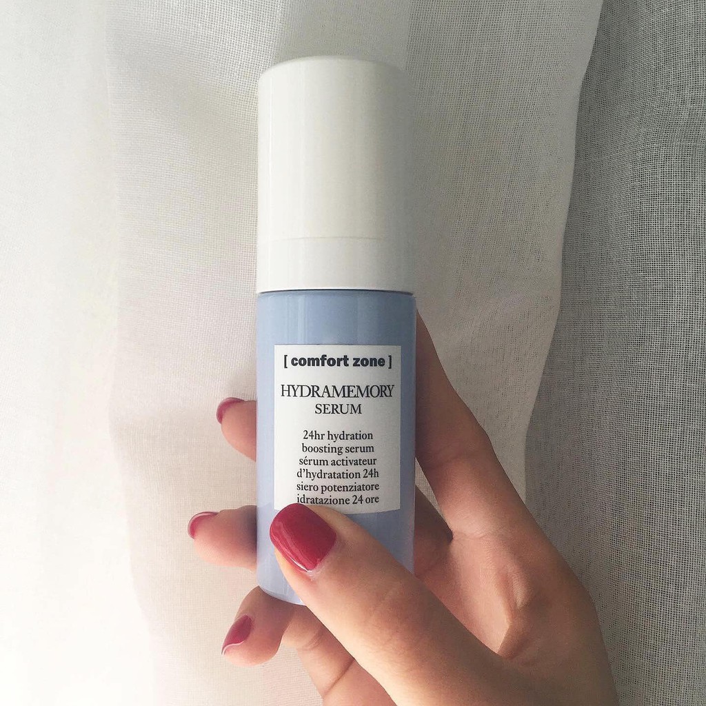 Tinh chất tăng cường cấp nước, cấp ẩm cho da trong suốt 24 giờ Comfort Zone Hydramemory Serum