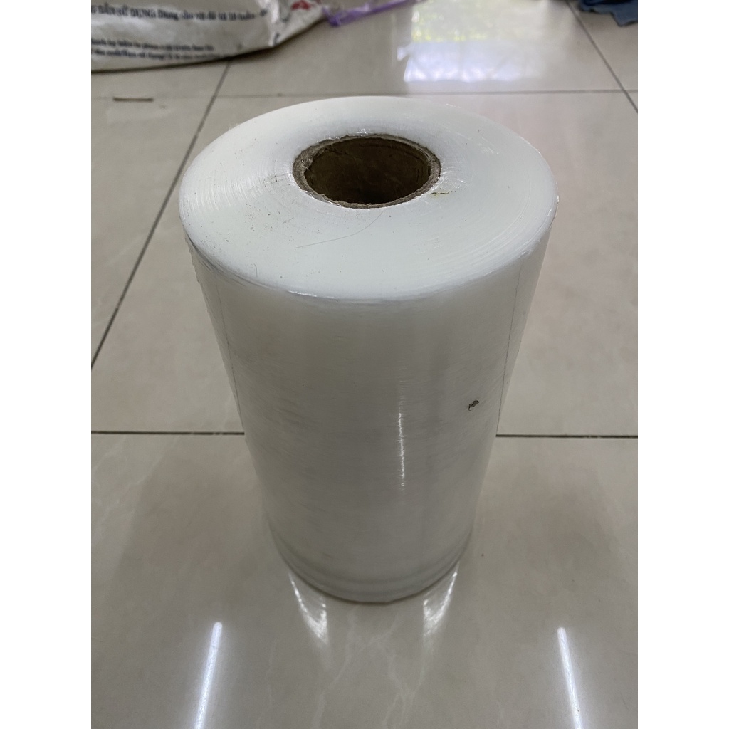 Màng co PE Đen Trong 25cm x3kg màng pe quấn hàng hóa, quấn pallet