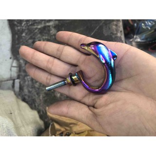 móc xe máy titan