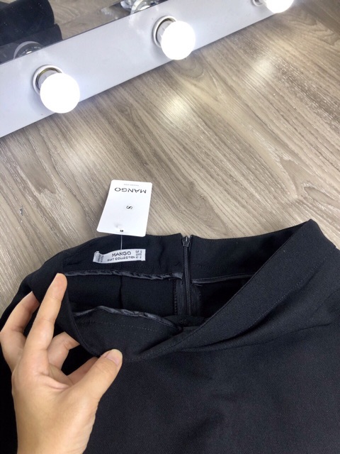 CHÂN VÁY A LÓT QUẦN CHẤT UMI | BigBuy360 - bigbuy360.vn