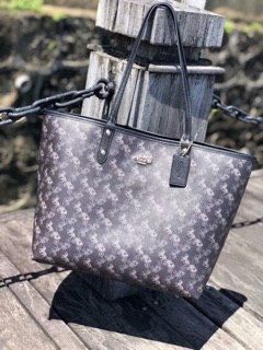Túi tote Coach công sở