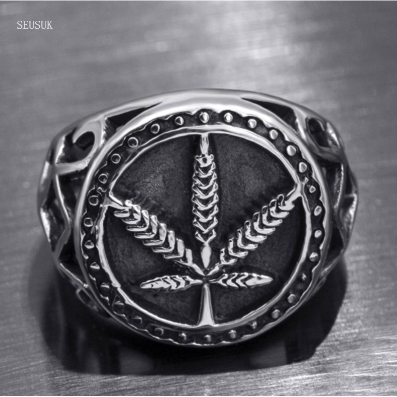 Nhẫn đeo tay chất liệu thép không gỉ họa tiết điêu khắc độc đáo cho nam