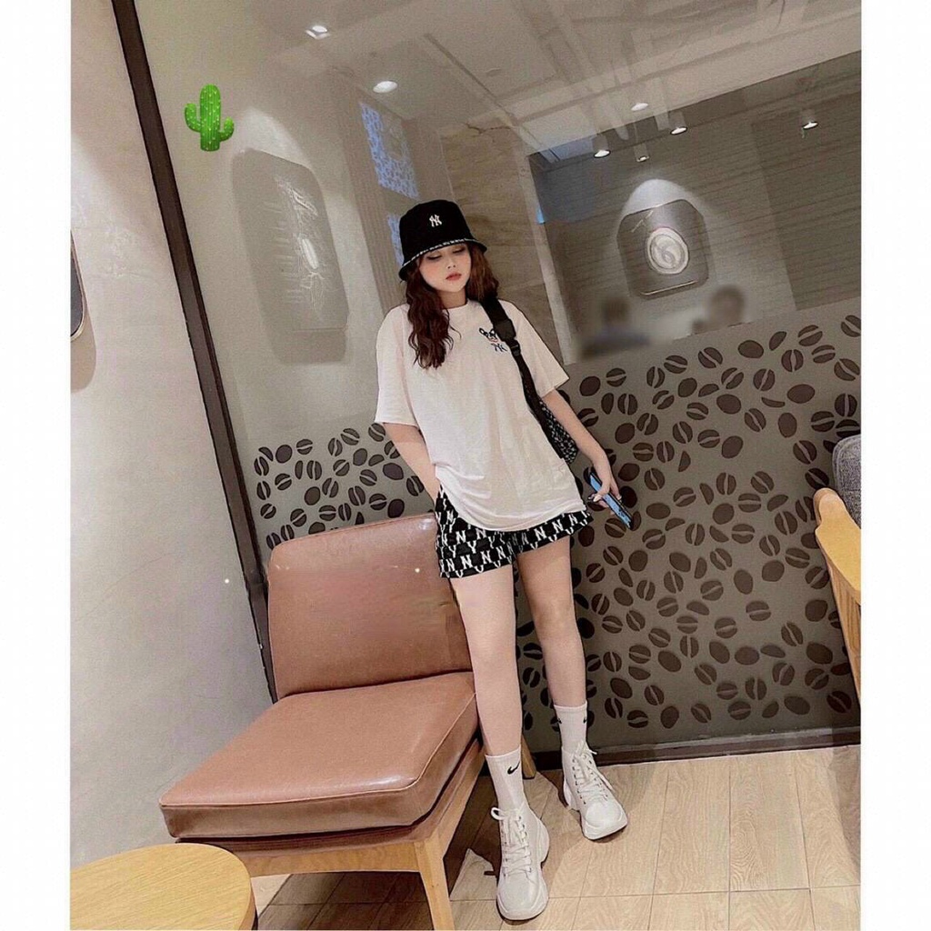 Sét bộ áo thun form rộng thêu logo chữ hiệu phối quần đùi chữ cực xinh , chất thun coton mềm mịn