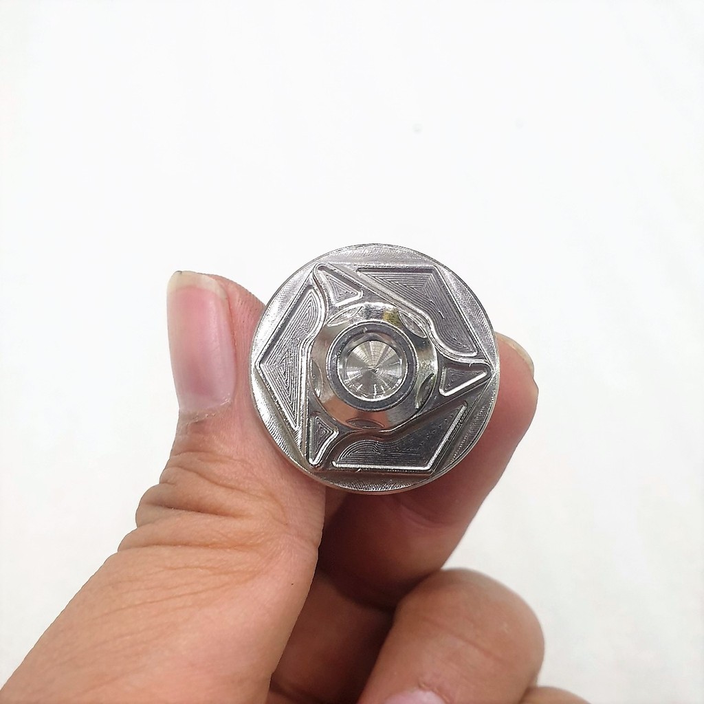 Ốc Thăm Nhớt Salaza V2 Inox gắn cho Suzuki