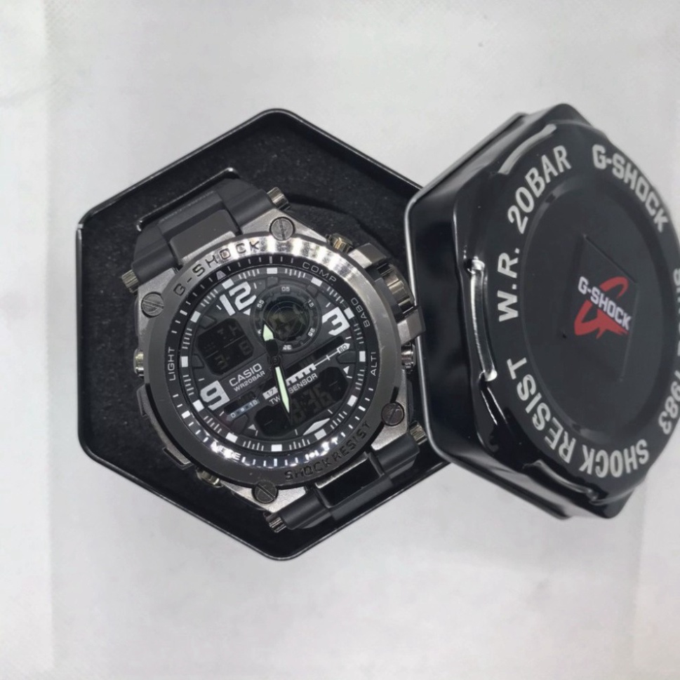 Hộp đồng hồ G shock thiếc 100%, có mút chống va đập, sáng bóng sang trọng