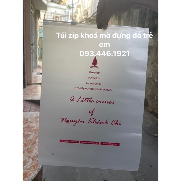 nhận in số lượng 100 cái túi zip lụa khoá kéo