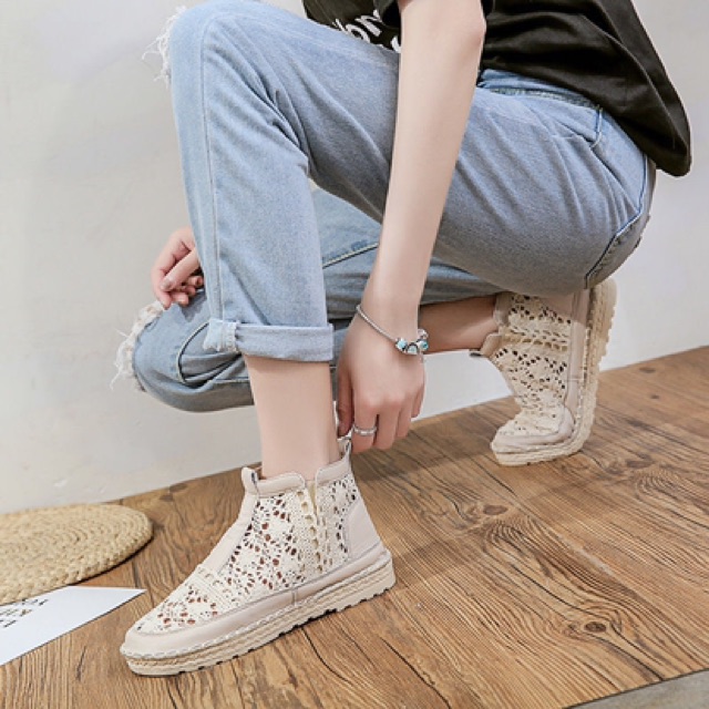 Giầy đế bệt nữ, thêu ren dáng cao cổ- thoáng khí hót mùa hè 2020 | BigBuy360 - bigbuy360.vn