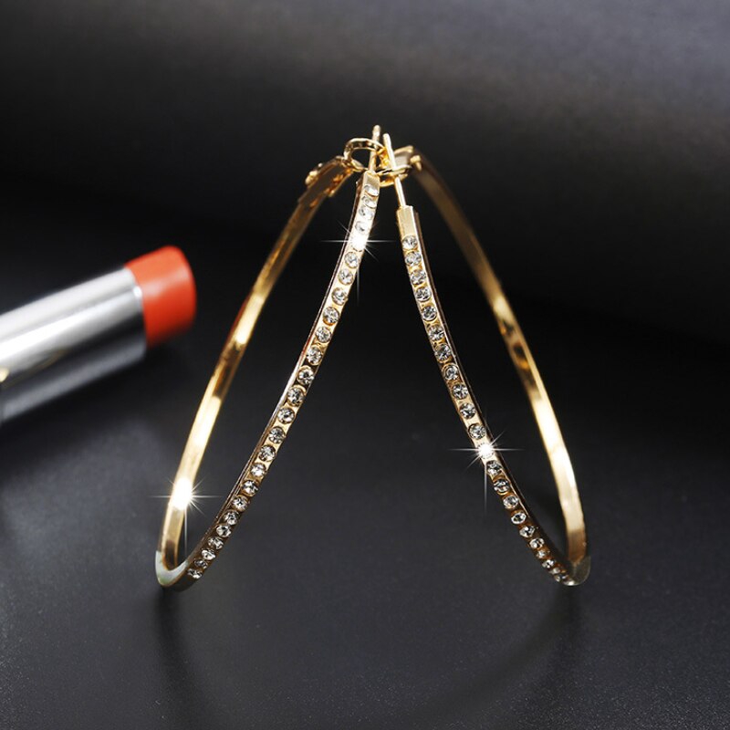 Bông Tai Dạng Vòng Tròn Lớn Đính Đá Pha Lê Thời Trang Mới Cho Nữ