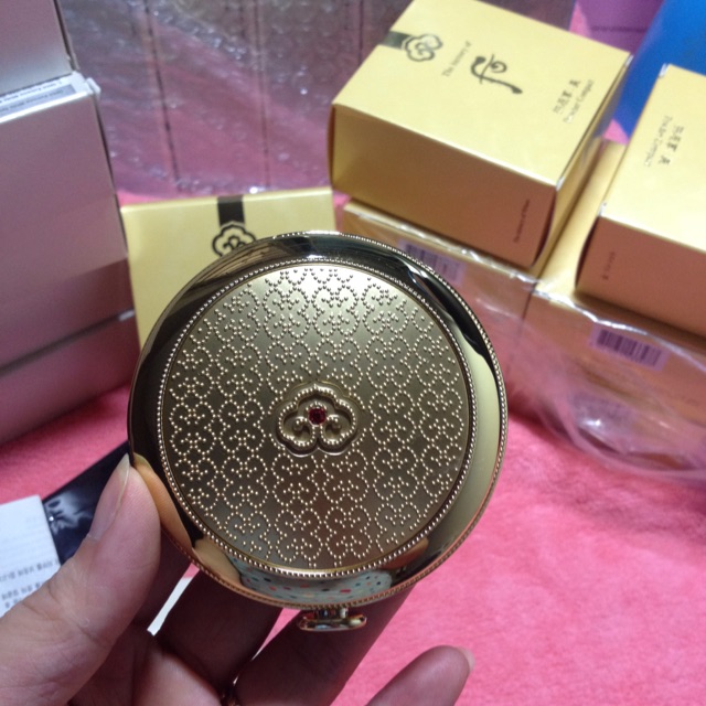 hộp phấn phủ whoo vàng hoàng cung whoo