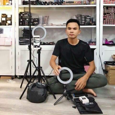Đèn livestream 18cm - Trọn bộ thanh lý 239k (giá gốc 590k)