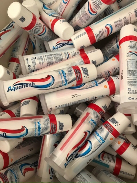 Kem đánh trắng răng Aquafresh 100ml - Hàng PHÁP chính hãng .