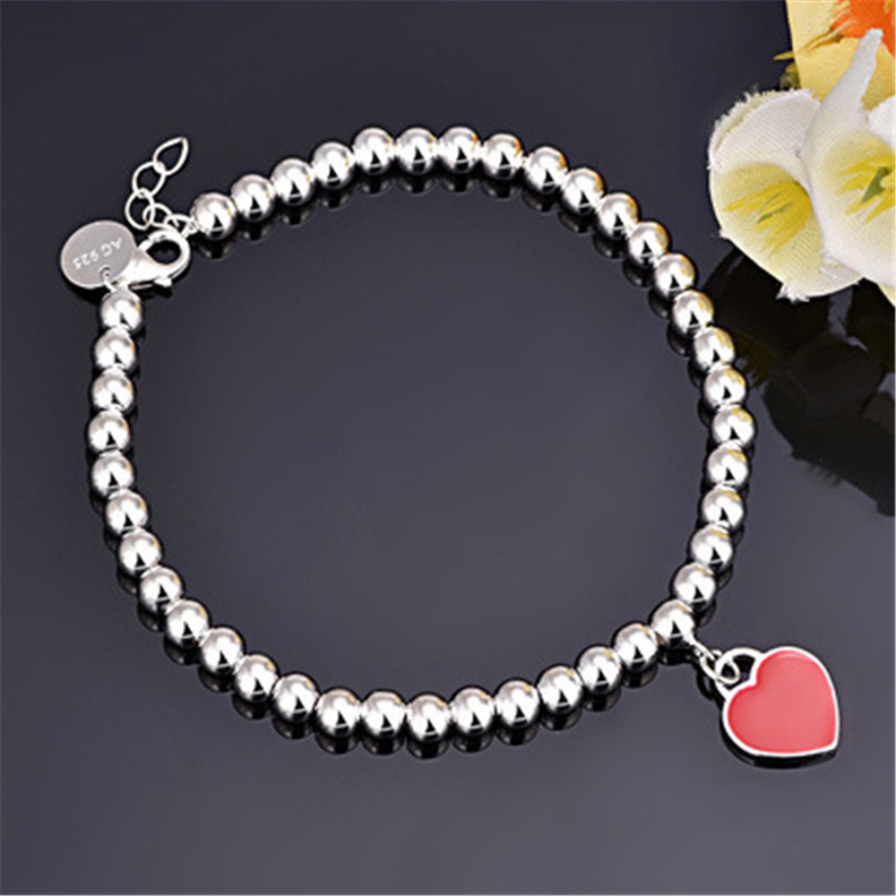 1 vòng tay chuỗi hạt hình trái tim ba màu sắc thời trang cho nữ