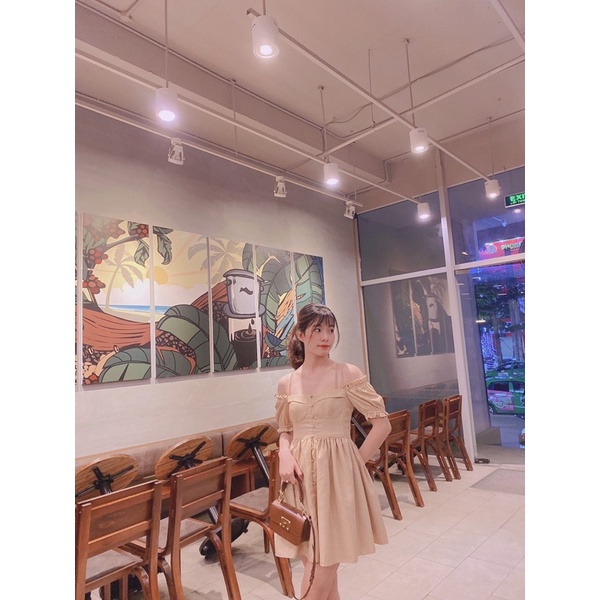 Vá mollynista size M