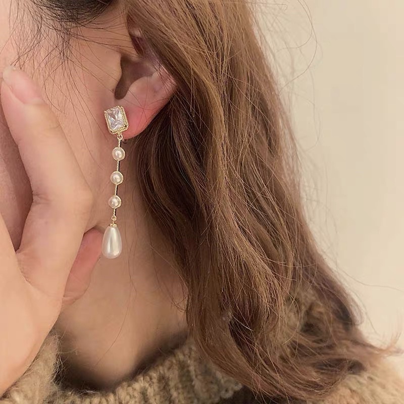 Hoa tai dáng dài nữ tính đính hạt - Maben