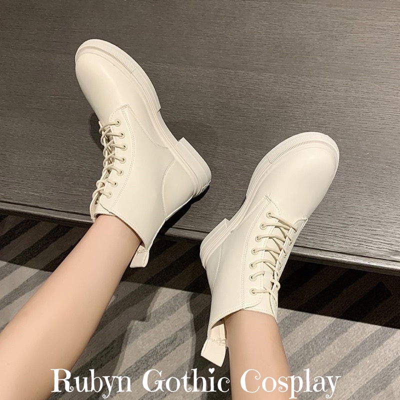 (Sẵn) ✨ Giày boots trắng đơn giản ( Size 35 - 40 ), G27