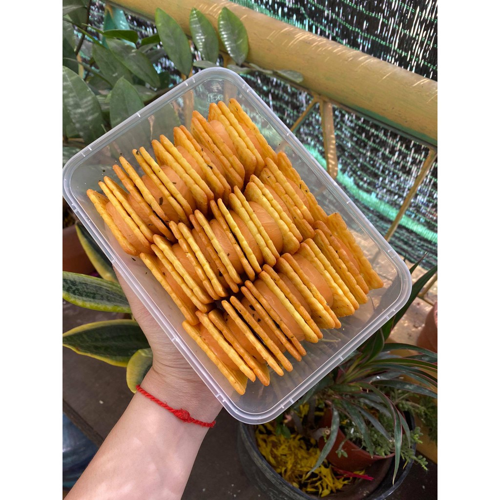 BÁNH HÀNH KẸP KẸO