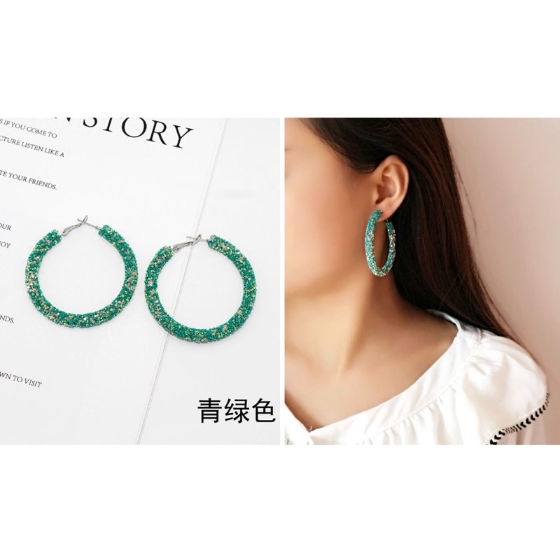 bông tai khoen tròn đính kim tuyến sang chảnh