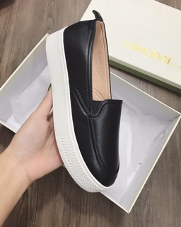 Giày slip on
