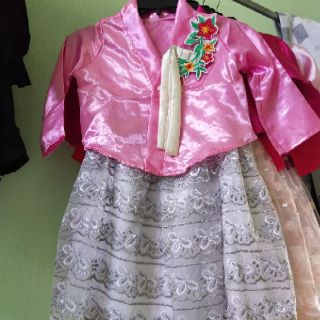 Hanbok trẻ em