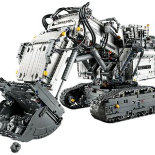 Đồ chơi lắp ráp Lego Technic 42100 - Siêu Máy Xúc Liebherr R 9800