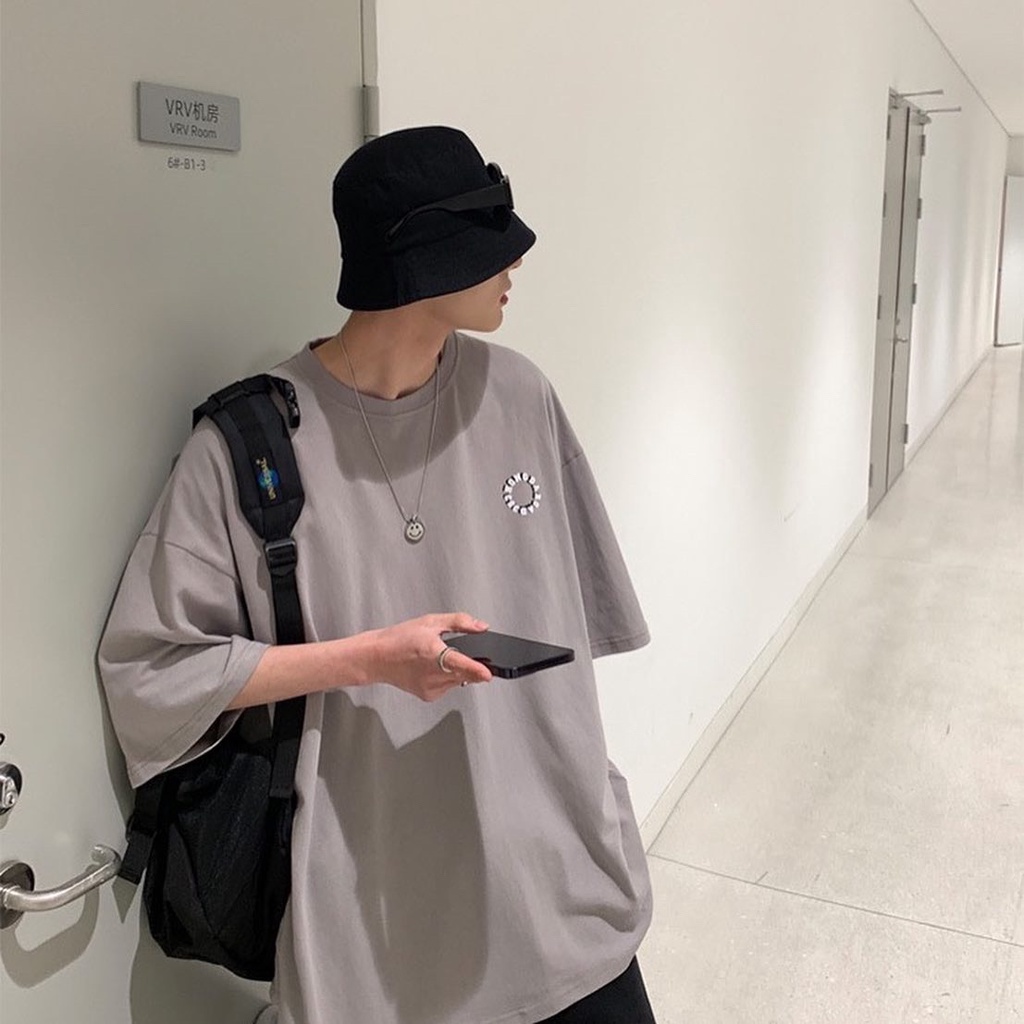 Áo thun cổ tròn tay lỡ unisex HOMIES in hình DARO