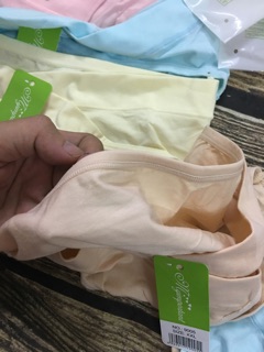 Quần chip bầu